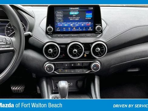 Used 2024 Nissan Sentra SV FWD image 9