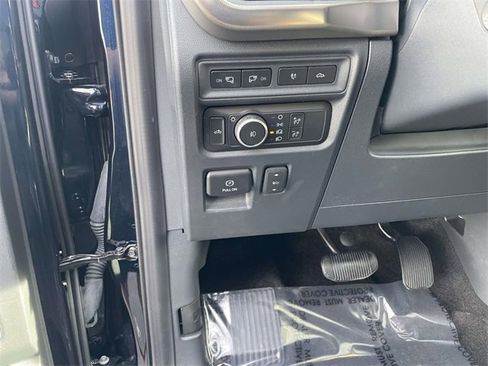 Used 2022 Ford F150 Raptor w/ Equipment Group 801A High image 15