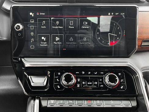 Used 2025 GMC Sierra 3500 Denali Ultimate image 27