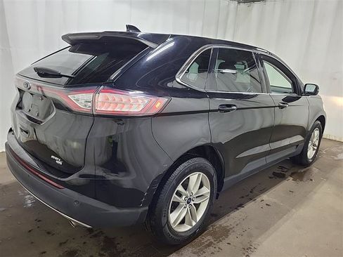 Used 2017 Ford Edge SEL w/ Equipment Group 201A AWD/4WD image 4
