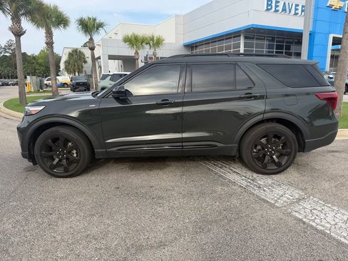 Used 2023 Ford Explorer ST-Line w/ Class IV Trailer Tow Package RWD image 7