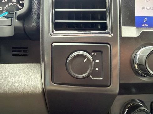 Used 2020 Ford F150 XLT AWD/4WD image 32