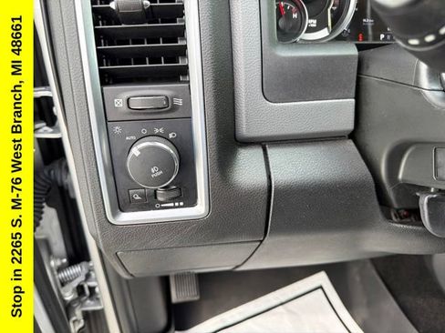 Used 2017 RAM 1500 Big Horn AWD/4WD image 33