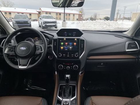 Used 2024 Subaru Forester Touring w/ Pop Package 2 image 5