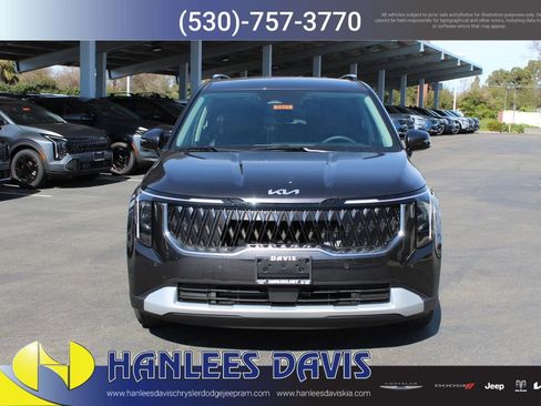 New 2026 Kia Carnival EX image 4