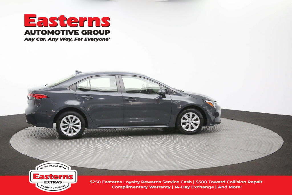 Used 2023 Toyota Corolla LE FWD image 43