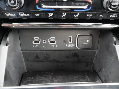 Used 2022 Jeep Grand Cherokee Limited 4xe image 37