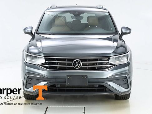 Used 2022 Volkswagen Tiguan SE w/ Panoramic Sunroof Package AWD/4WD image 54