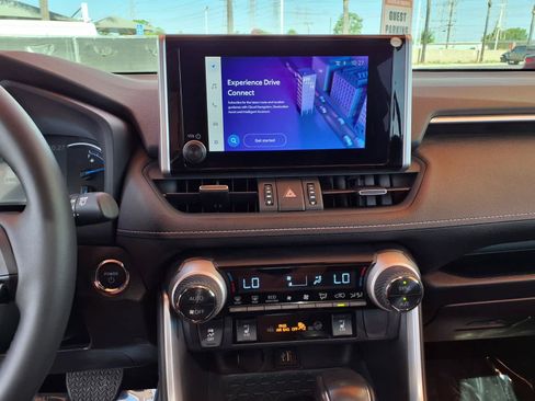 Certified 2023 Toyota RAV4 XLE Premium AWD/4WD image 24
