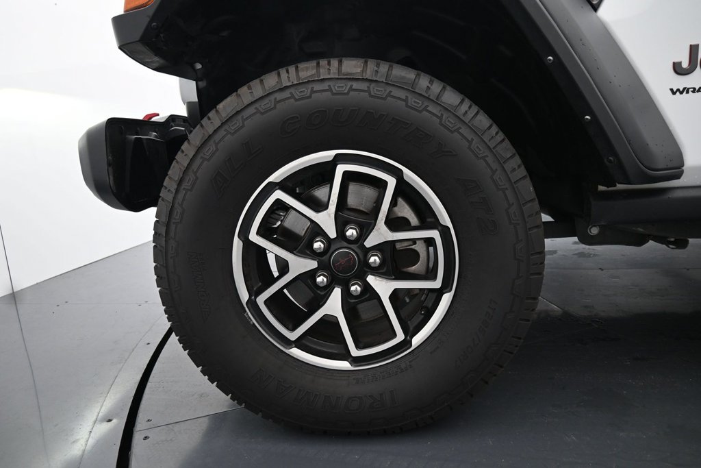 Used 2024 Jeep Wrangler Unlimited Rubicon AWD/4WD image 14