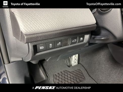New 2026 Toyota Camry SE FWD image 27