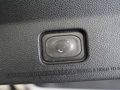 Used 2019 Ford Explorer Limited w/ Ford Safe & Smart Package AWD/4WD image 38