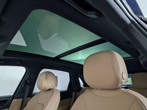 Certified 2023 Porsche Cayenne AWD/4WD image 27
