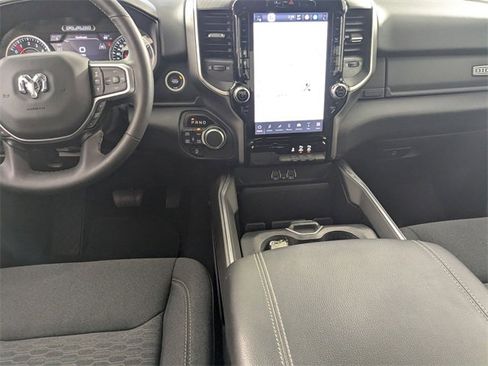 Certified 2025 RAM 1500 Big Horn image 24