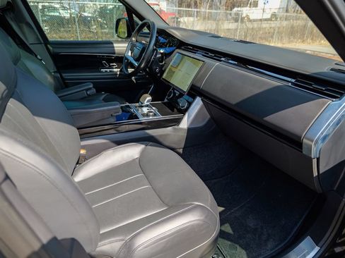 Used 2023 Land Rover Range Rover Autobiography AWD/4WD image 33