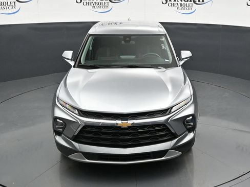 Used 2025 Chevrolet Blazer LT FWD image 19