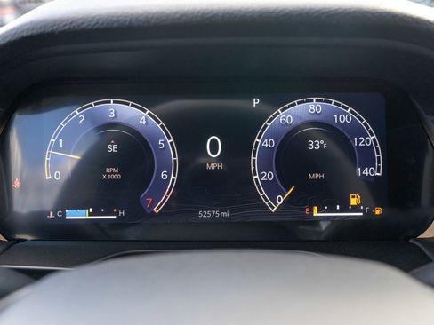 Used 2023 Jeep Grand Cherokee Altitude image 12