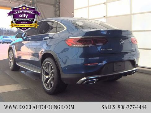 Used 2022 Mercedes-Benz GLC 300 4MATIC Coupe image 3
