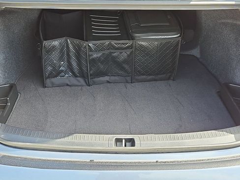 Used 2025 Toyota Corolla LE image 6