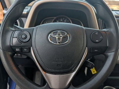 Used 2015 Toyota RAV4 XLE image 16