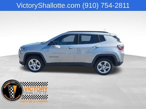 Certified 2024 Jeep Compass Latitude AWD/4WD image 19