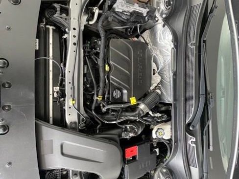 Used 2024 Chevrolet Trax RS w/ Driver Confidence Package FWD image 48