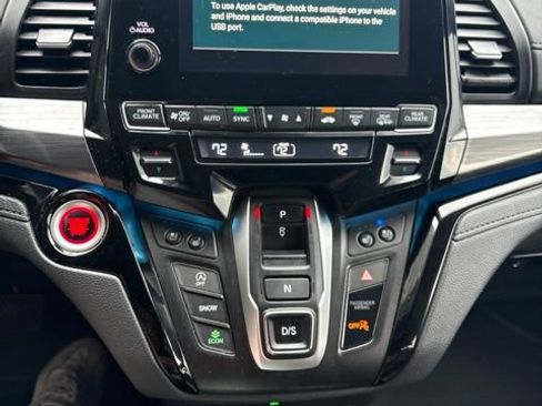 Used 2022 Honda Odyssey Elite image 5