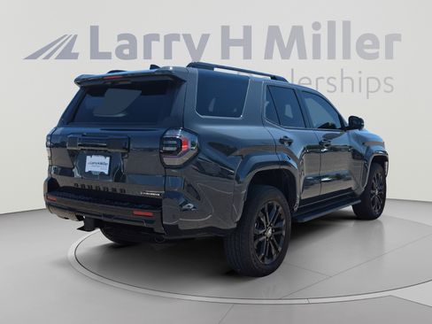 Certified 2026 Toyota 4Runner Platinum AWD/4WD image 5
