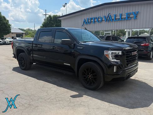 Used 2022 GMC Sierra 1500 Elevation w/ Preferred Package AWD/4WD image 1