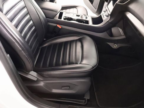 Used 2024 Ford Edge SEL image 13