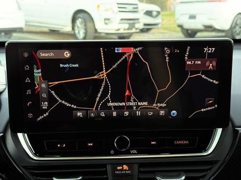 Used 2023 Nissan Altima 2.5 SR w/ SR Premium Package image 44