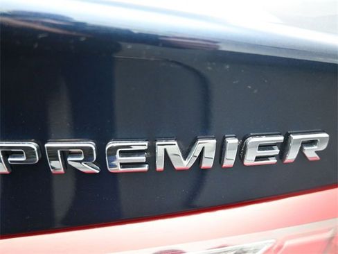 Used 2022 Chevrolet Malibu Premier image 8