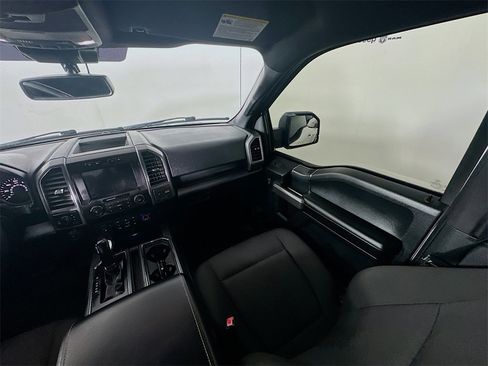 Used 2019 Ford F150 XLT w/ Equipment Group 302A Luxury image 11