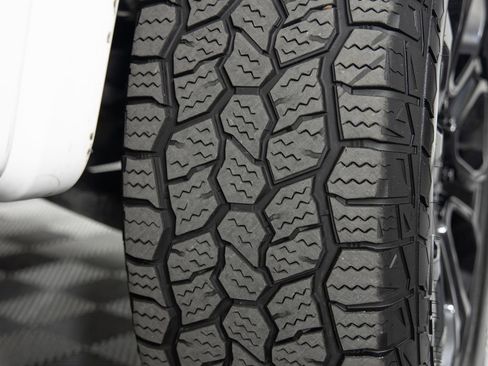 Used 2015 Ford F150 XLT w/ Equipment Group 302A Luxury image 38