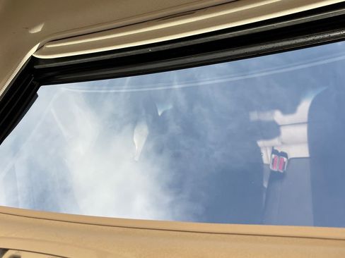 Used 2015 Subaru Outback 3.6R Limited image 16