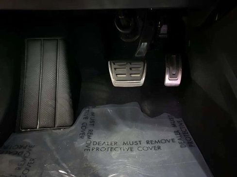 Used 2024 Audi Q4 e-tron Premium Plus w/ Premium Plus image 37