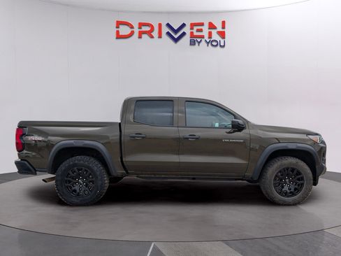 Used 2024 Chevrolet Colorado Trail Boss w/ Advanced Trailering Package image 6
