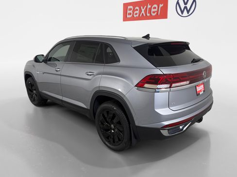 New 2026 Volkswagen Atlas Cross Sport SE AWD/4WD image 5
