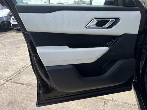 Used 2023 Land Rover Range Rover Velar R-Dynamic S AWD/4WD image 19