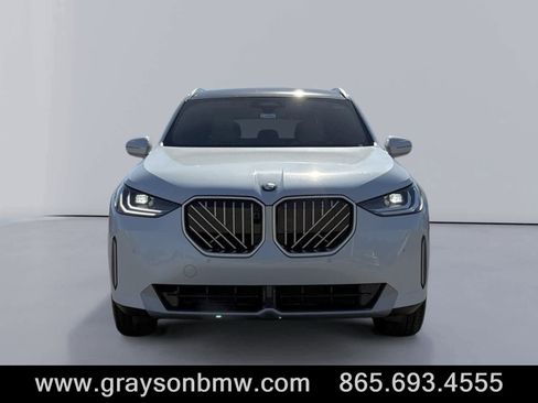 Used 2026 BMW X3 xDrive30 w/ Premium Package image 8