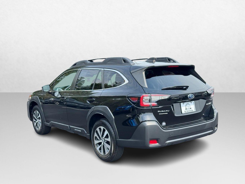 Used 2023 Subaru Outback Premium AWD/4WD image 8
