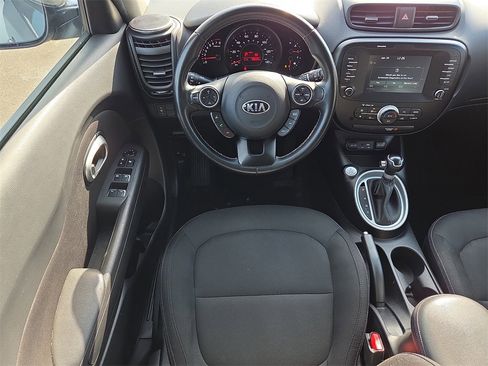 Used 2017 Kia Soul + w/ UVO Package image 12