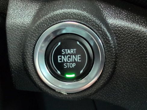 Used 2023 Chevrolet TrailBlazer LT FWD image 20