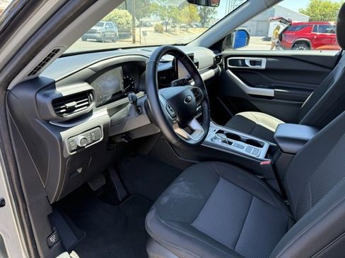 Used 2022 Ford Explorer XLT w/ Class IV Trailer Tow Package image 13