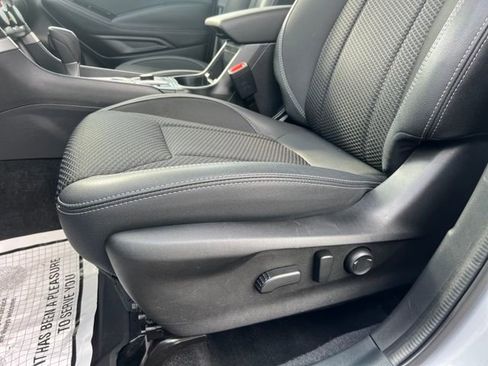 Used 2023 Subaru Forester Premium AWD/4WD image 15