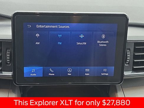 Used 2023 Ford Explorer XLT w/ Equipment Group 202A image 32