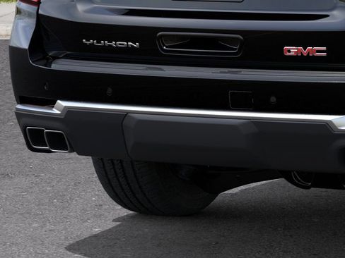 New 2026 GMC Yukon Denali w/ Sun & Power Step Package AWD/4WD image 14