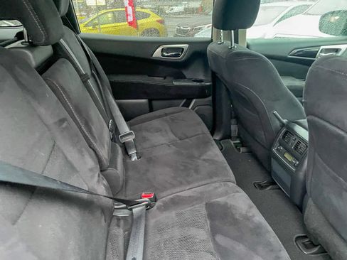 Used 2014 Nissan Pathfinder S FWD image 31