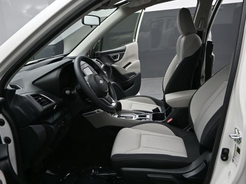 Used 2024 Subaru Forester AWD/4WD image 16