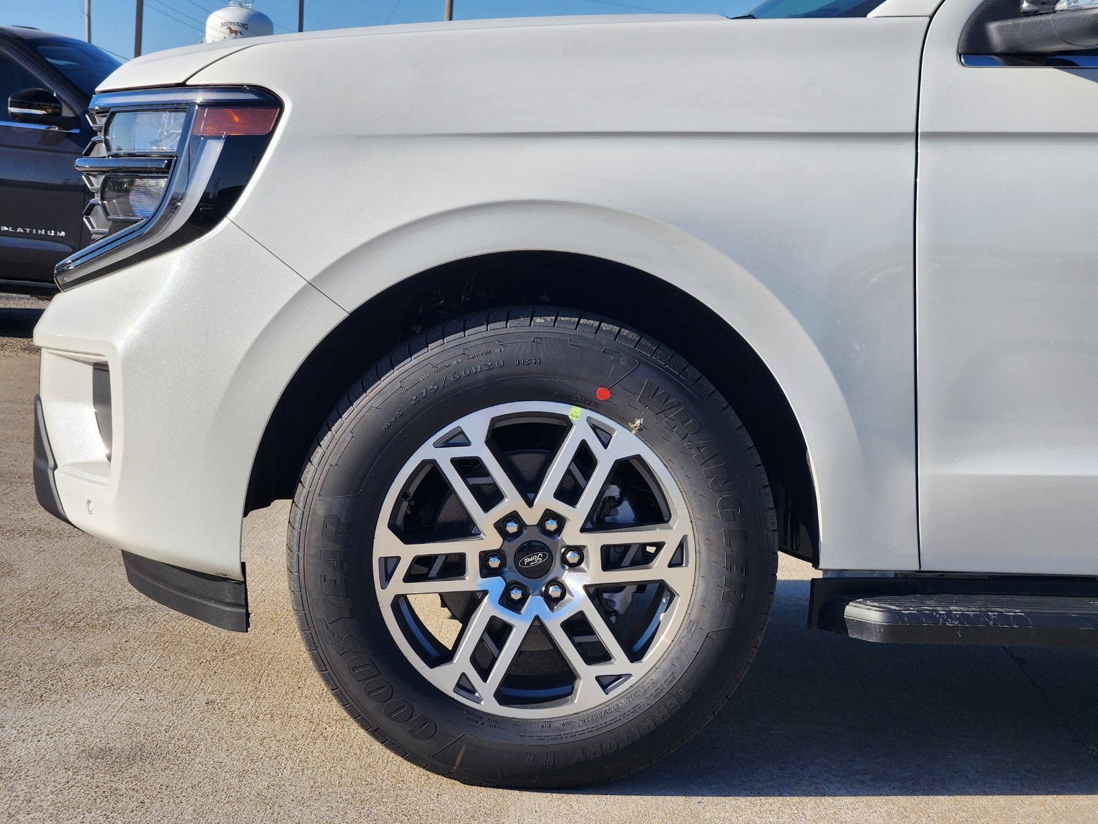 New 2026 Ford Expedition Active RWD image 9